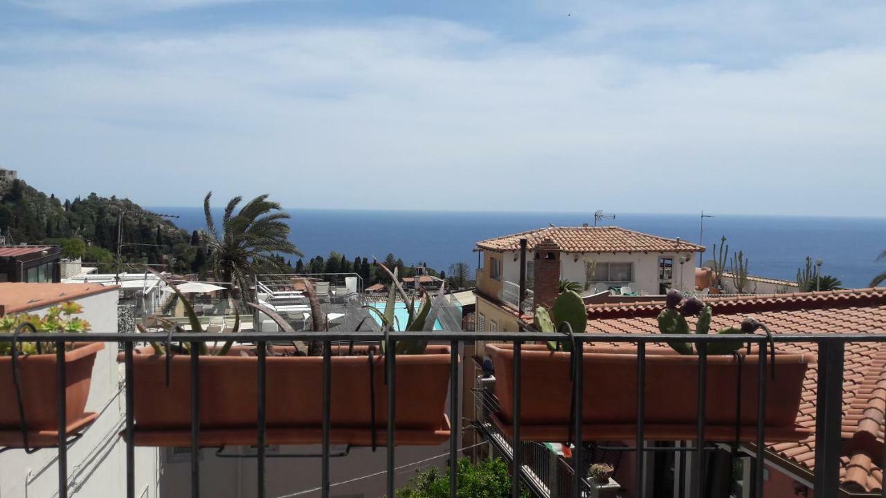 Casa Gio Lägenhet Taormina Exteriör bild