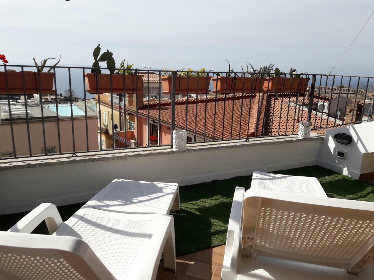 Casa Gio Lägenhet Taormina Exteriör bild