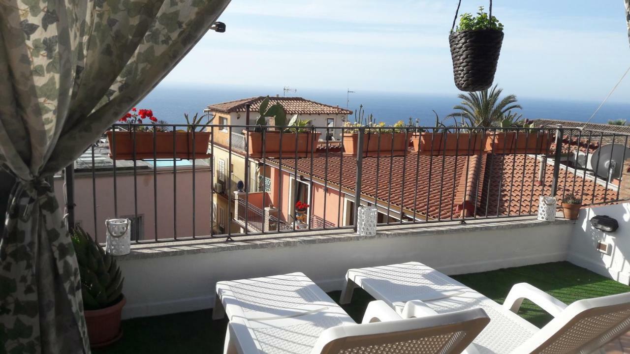 Casa Gio Lägenhet Taormina Exteriör bild