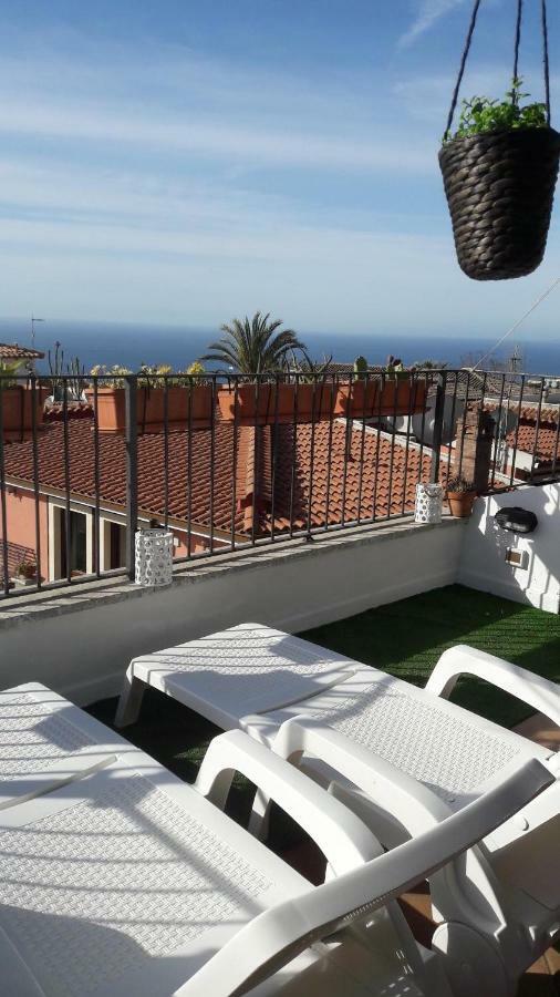 Casa Gio Lägenhet Taormina Exteriör bild