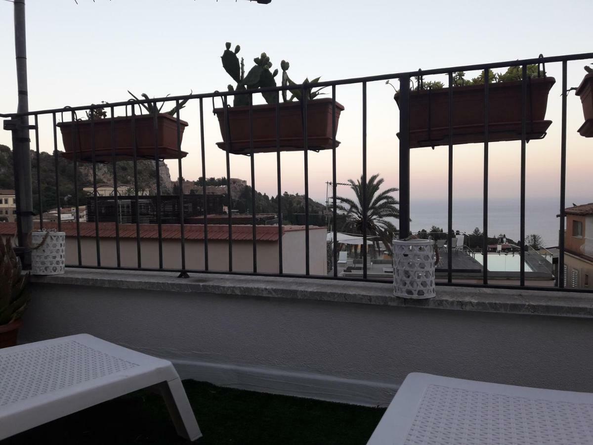 Casa Gio Lägenhet Taormina Exteriör bild